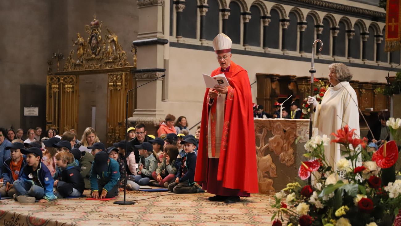 Gottesdienst Kita-Kinder mit Weihbischof Peter