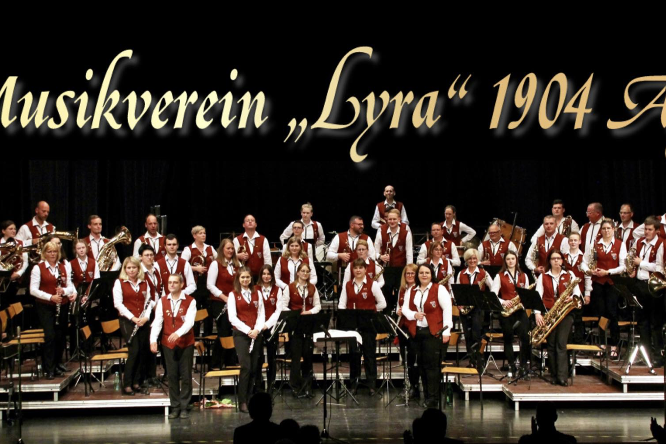 Gruppenfoto des Musikvereins Lyra Ayl