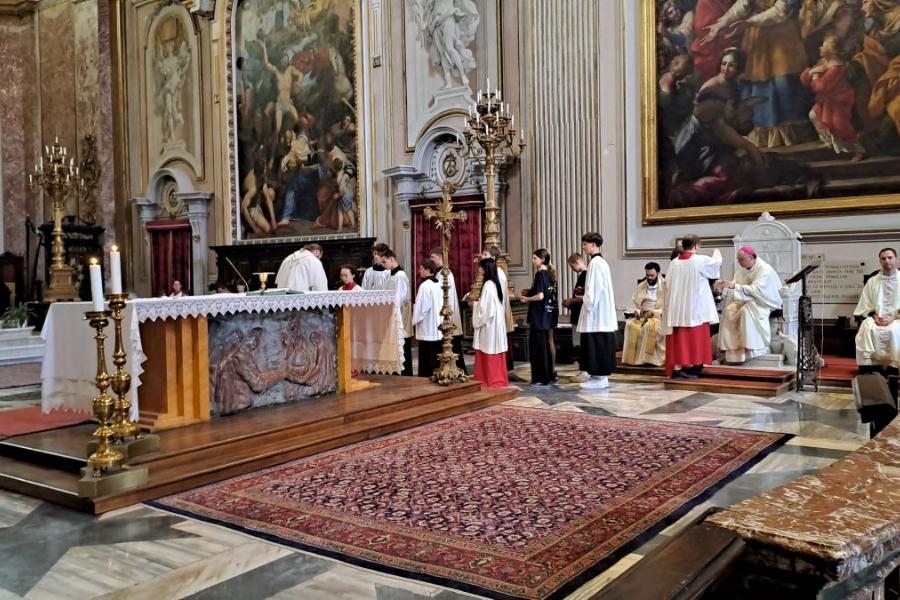 Abschlussgottesdienst Ministrantenwallfahrt Rom 2024 (c) Luisa Maurer Abschlussgottesdienst Ministrantenwallfahrt Rom 2024