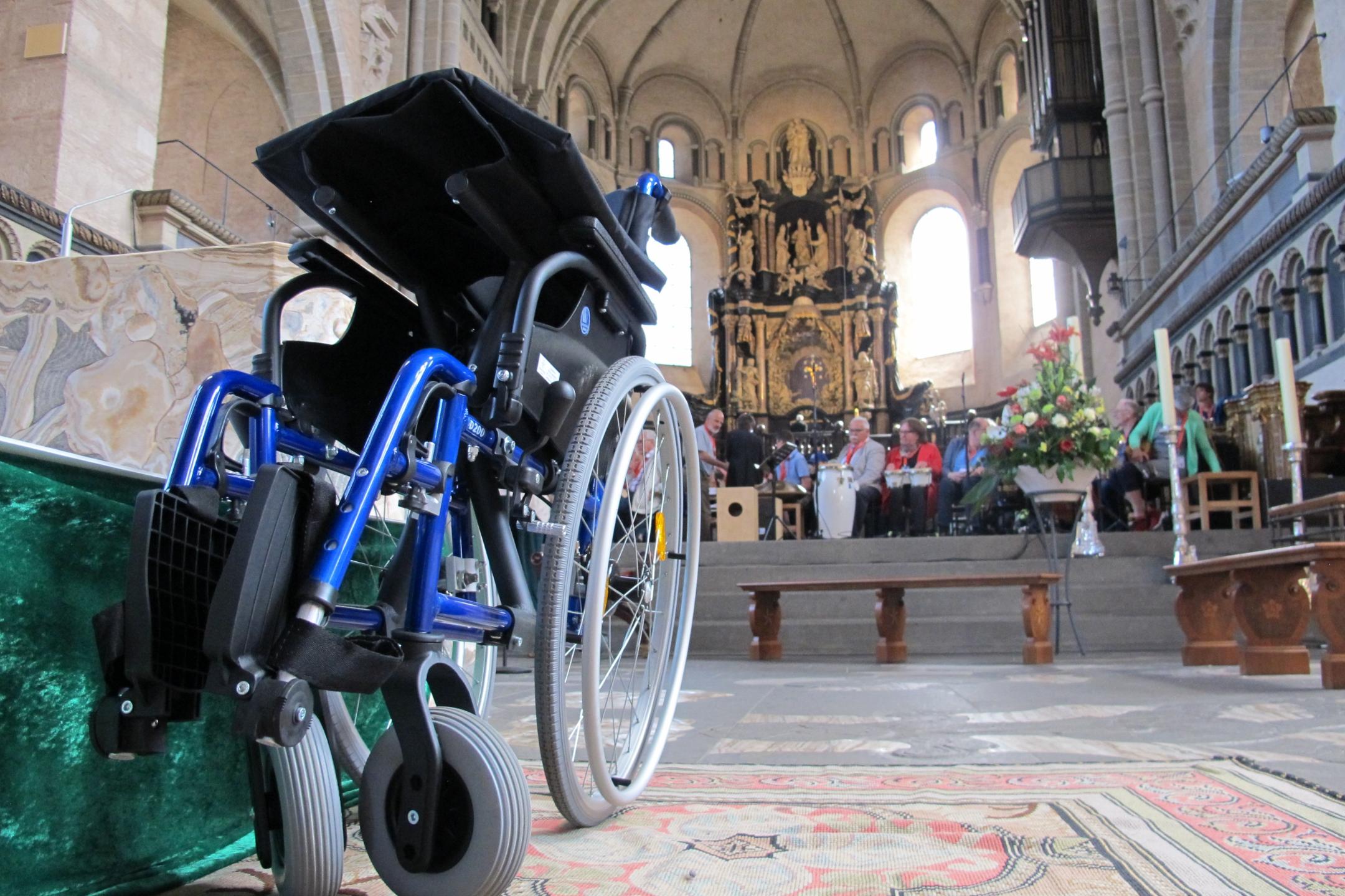 Inklusiv - mit dem Rollstuhl auf der Altarinsel