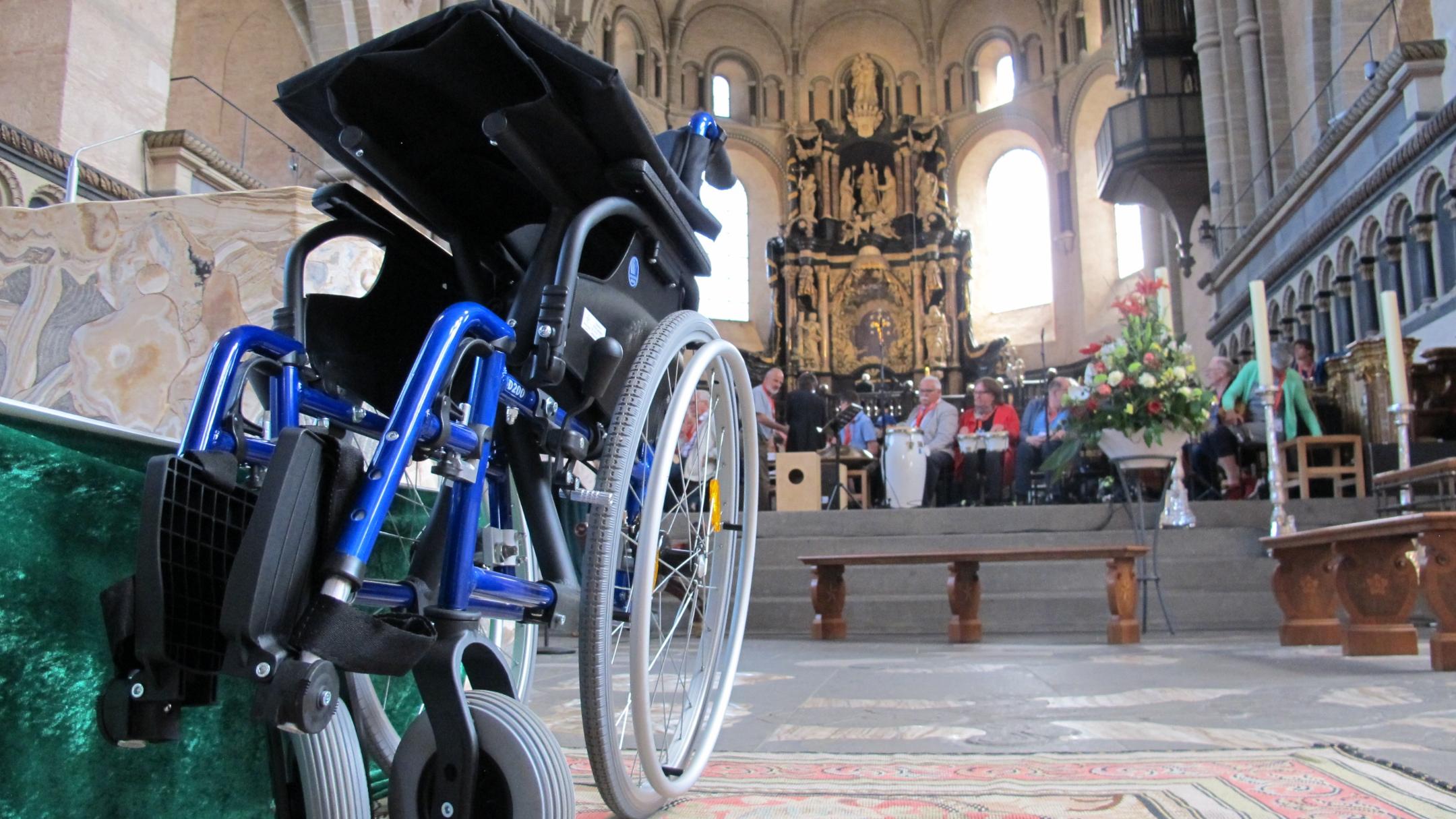 Inklusiv - mit dem Rollstuhl auf der Altarinsel