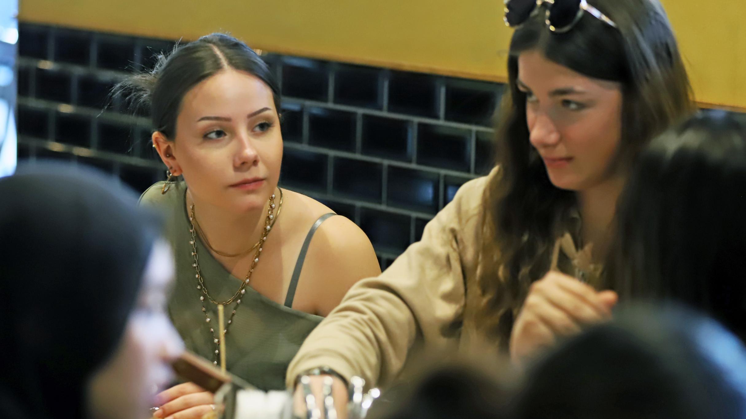 Mara Colling leistet einen Freiwilligendienst im Haus der Jugend in Bitburg