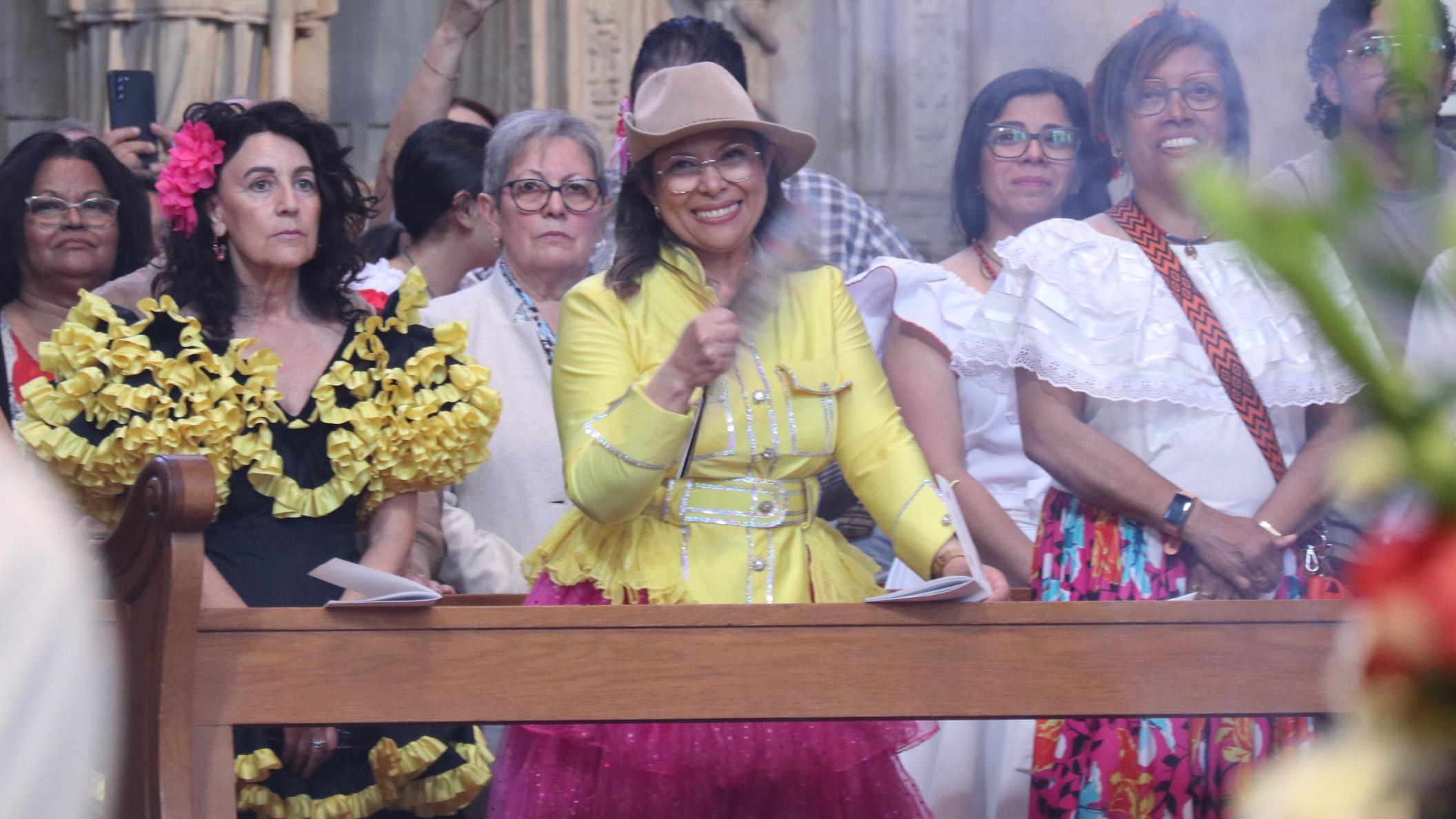 Buntheit und Vielfalt bei der „Messe der Nationen“ im Rahmen der Heilig-Rock-Tage