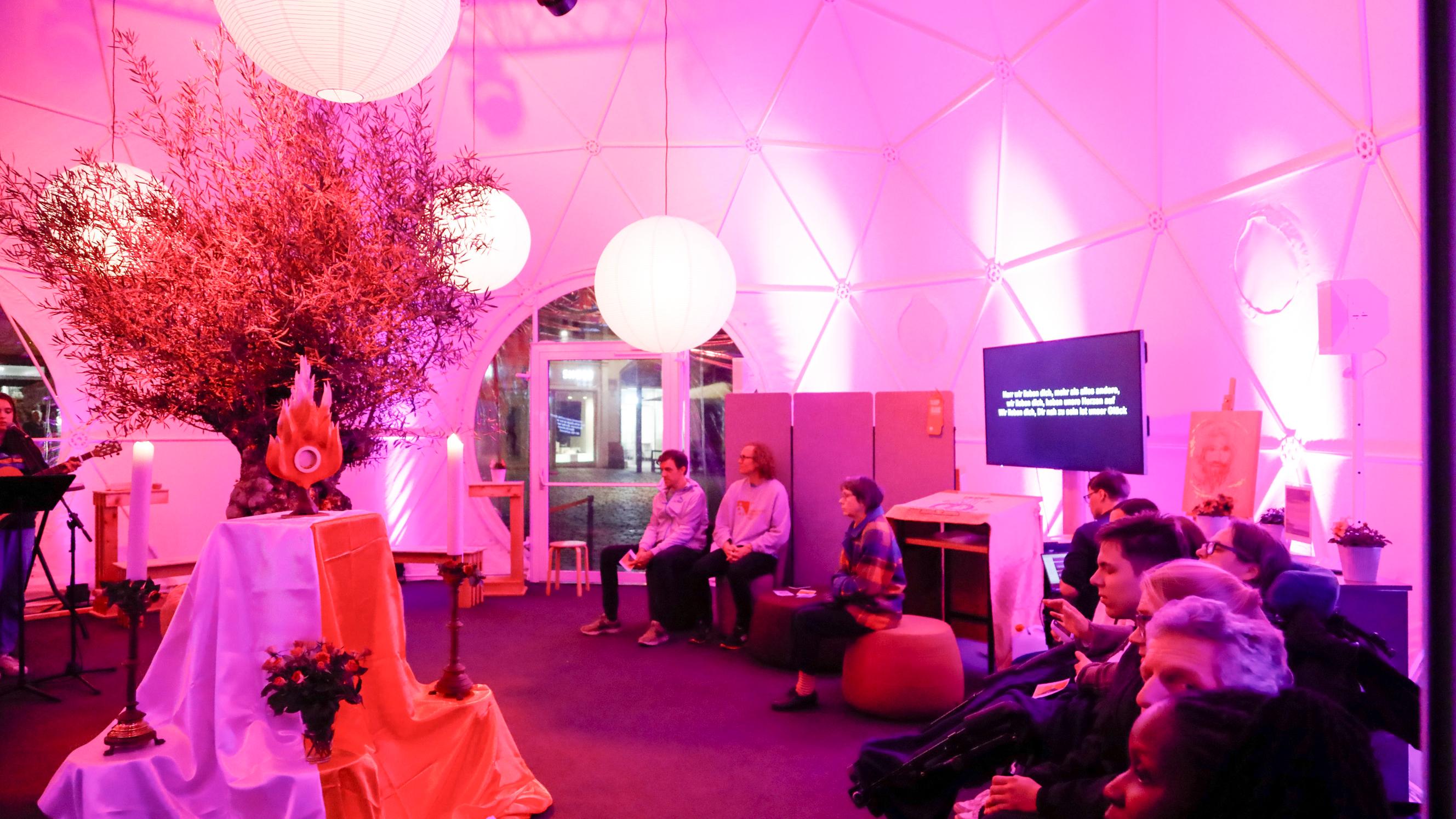 Tent & trust – Gott ruft dich. 'Zelt der Berufungen'