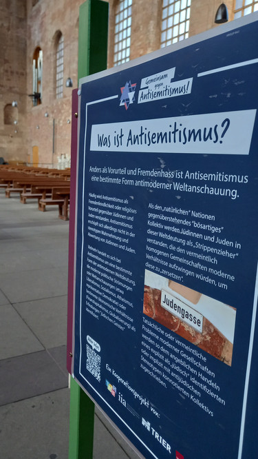 Bild der Plakatausstellung "Gemeinsam gegen Antisemitismus"