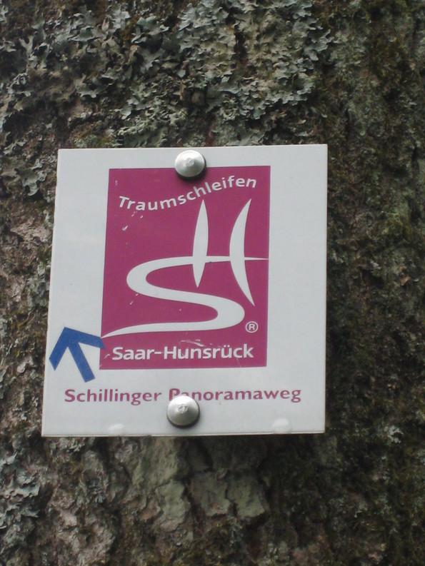 Ein kleines Schild für den Schillinger Panoramaweg