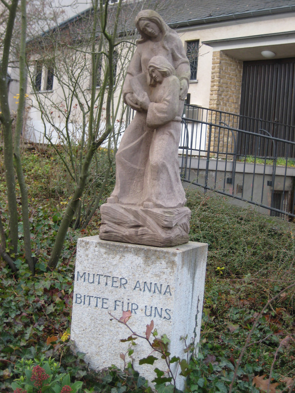 Eine Stein Statue